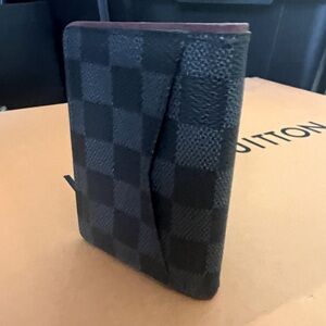 Men’s Louis Vuitton Authentic Bifold card holder